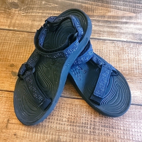 Teva Shoes - TEVA navy sandals Sz 7 women's